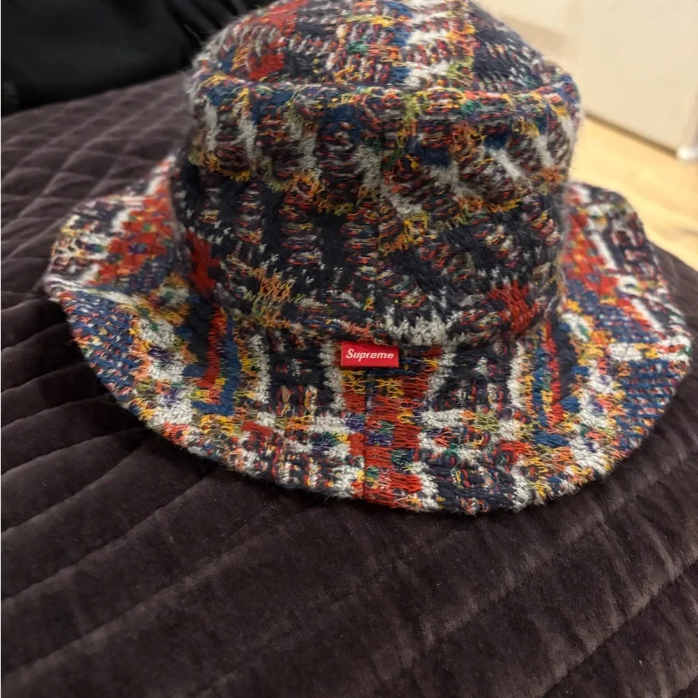 Missoni Supreme Black and Gray Hat - Picture 3 of 4
